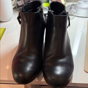 ECCO Elegant Black Ankle Boots